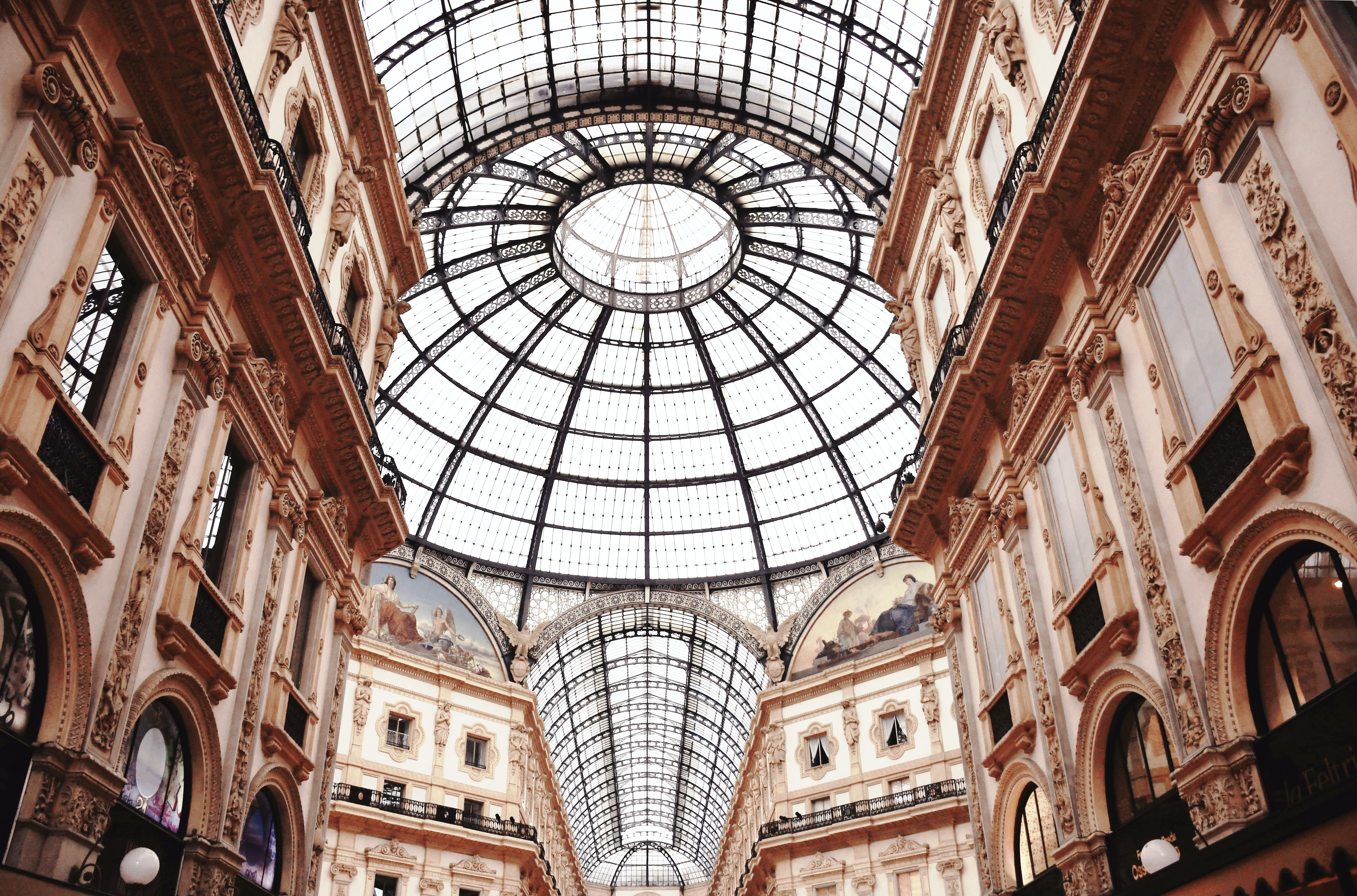 Cover Image for The Essential Guide to Milan: Everything You Need to Know Before Your Trip!