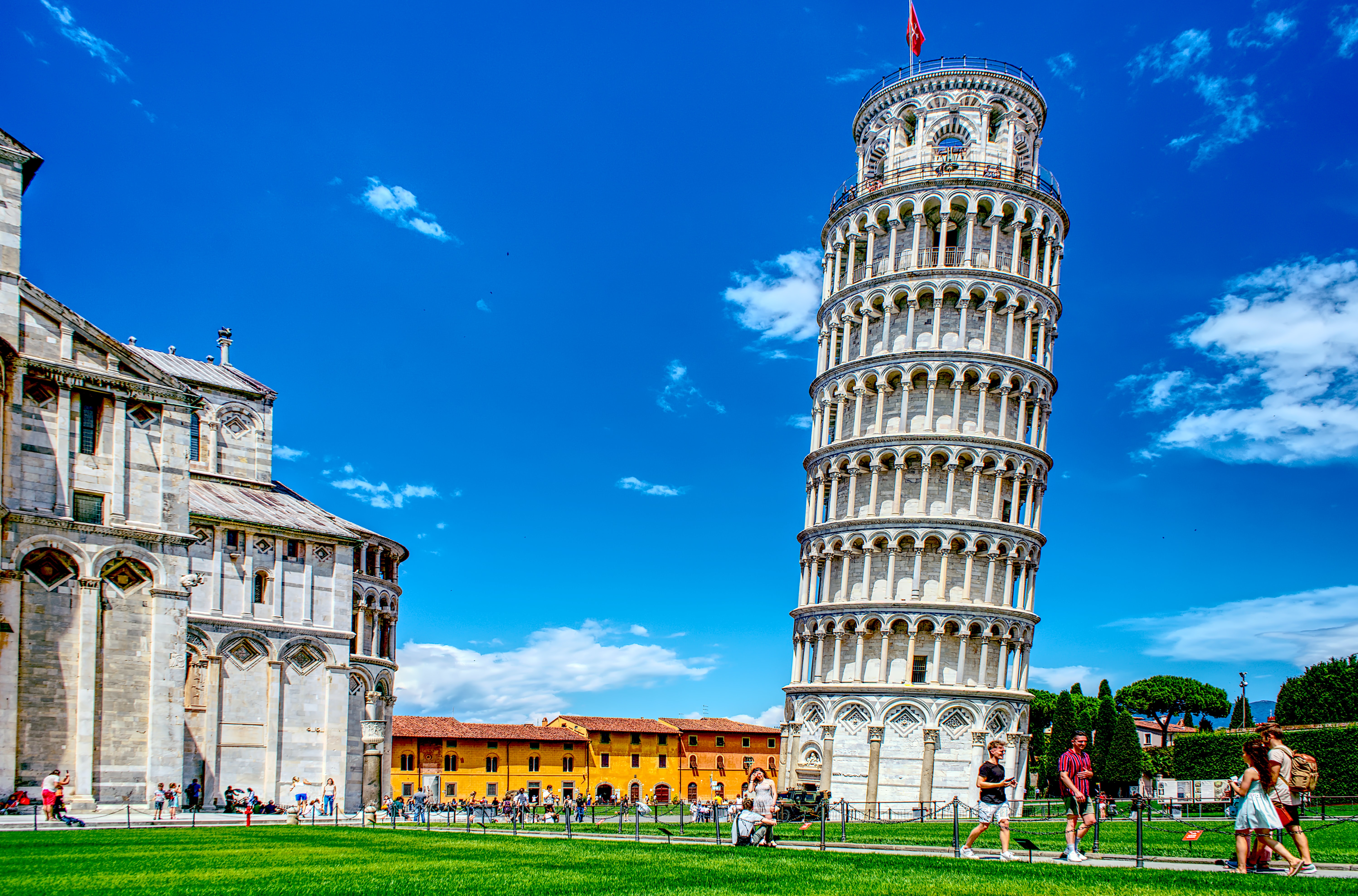 Cover Image for 13 Must Try Foods in Pisa, Italy