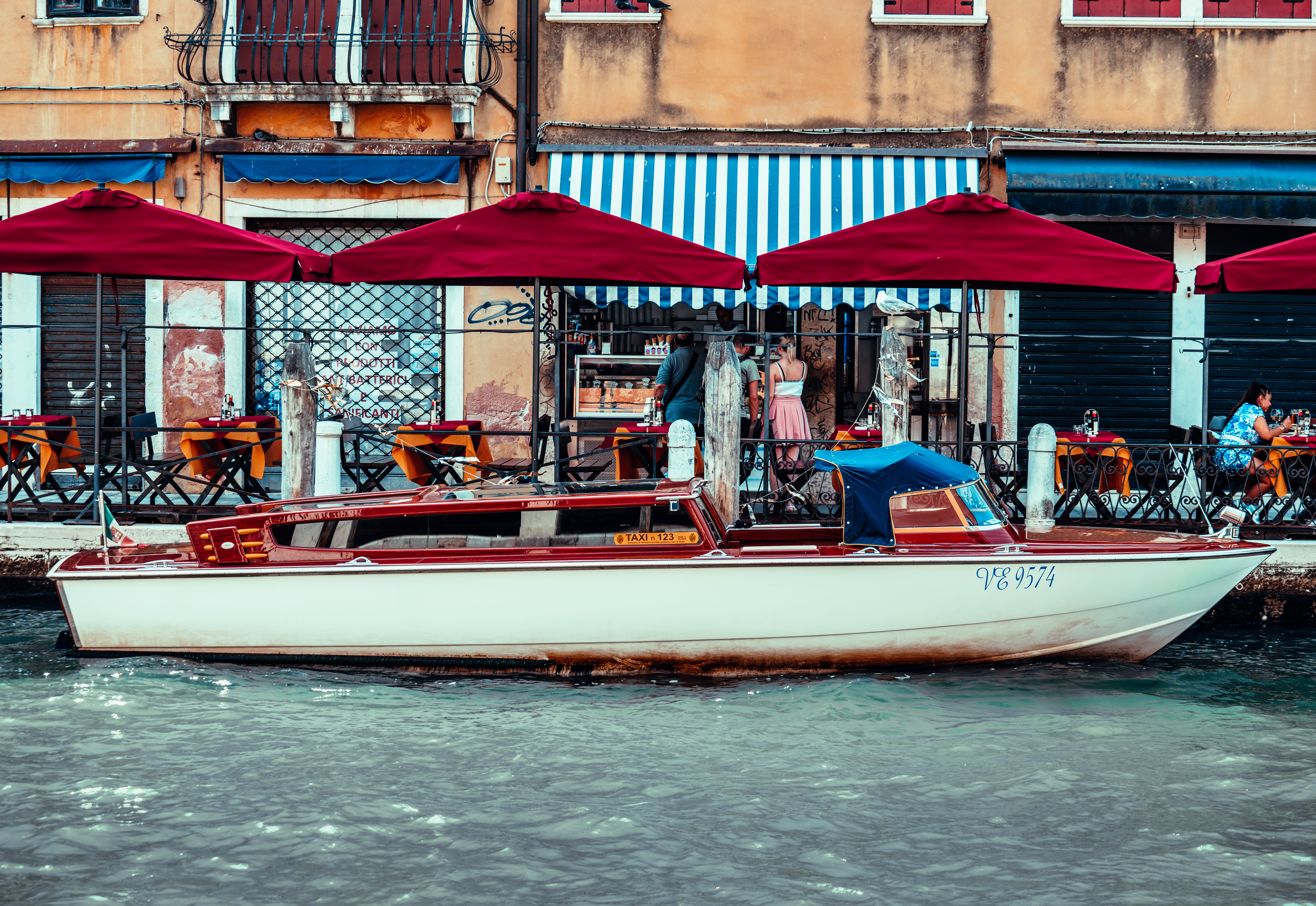 Cover Image for Perfect date night: Best restaurants for a romantic evening in Venice