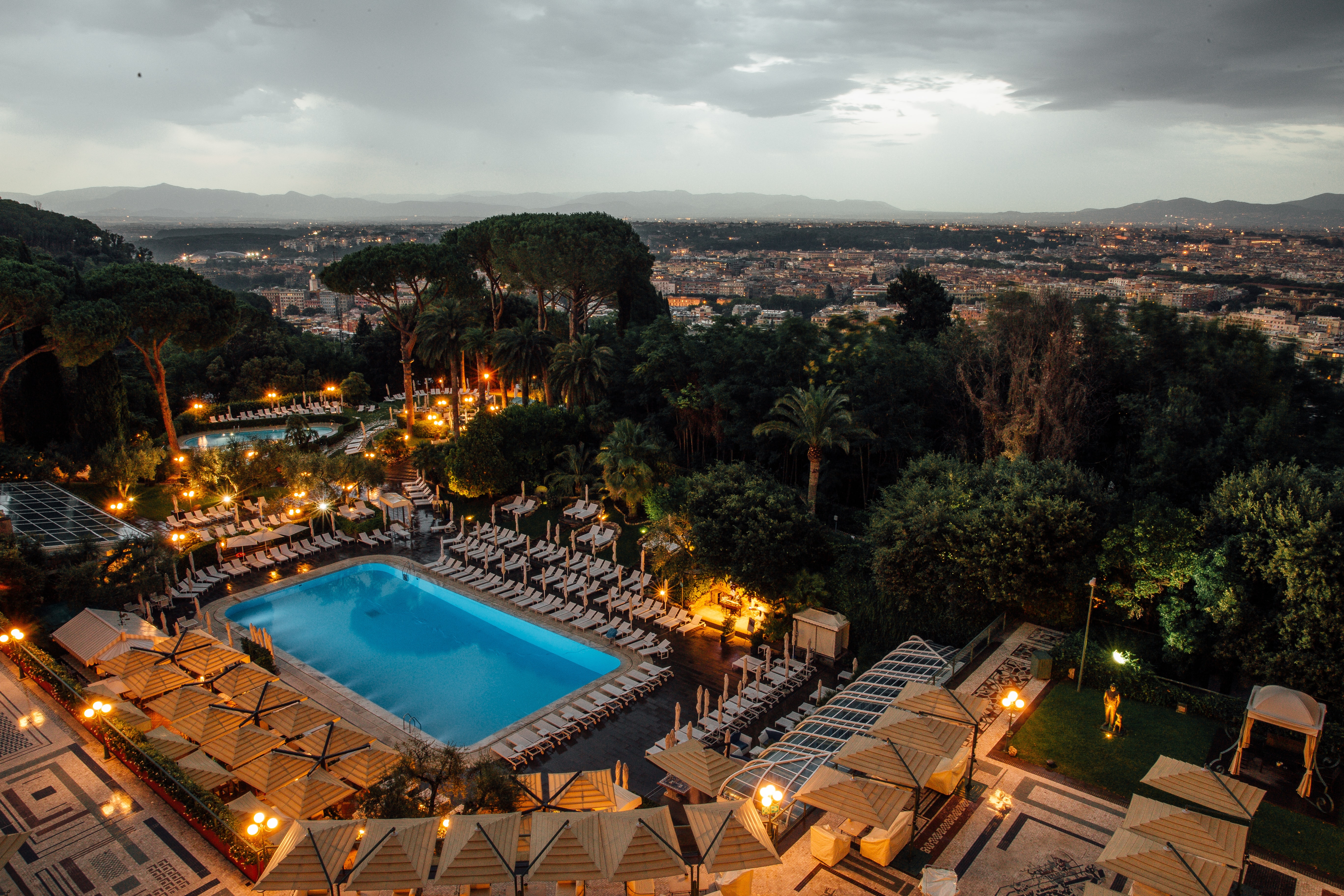 Cover Image for Bask in Opulence: Rome's Top 10 Luxury Hotels